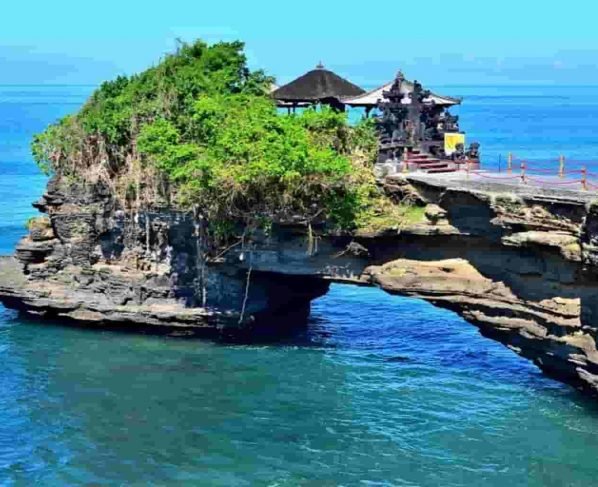Bali Tourism,Bali Island,Indonesia,Travel,Tourist places,Best Tourist Places,Best Tourist Places in Indonesia