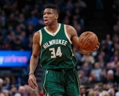 NBA,National Basketball Assosiation,NBA 2019-20,NBA 2019-20 Game 2 Conference Semi-Finals,Milwaukee Bucks vs Miami Heat,Milwaukee Bucks vs Miami Heat Live,Milwaukee Bucks,Miami Heat,MIL vs MIA,Dream11