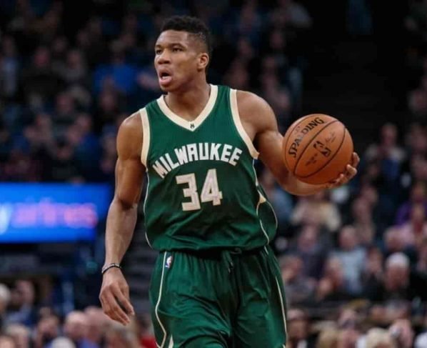 NBA,National Basketball Assosiation,NBA 2019-20,NBA 2019-20 Game 2 Conference Semi-Finals,Milwaukee Bucks vs Miami Heat,Milwaukee Bucks vs Miami Heat Live,Milwaukee Bucks,Miami Heat,MIL vs MIA,Dream11