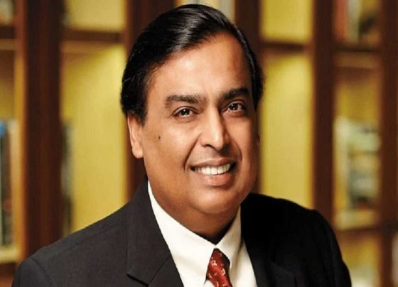 Mukesh Ambani,Mukesh Ambani earnings,Mukesh Ambani worth,Mukesh Ambani per hour earning,Richest Man in India,Richest Man India 2020,Reliance Industries,Reliance
