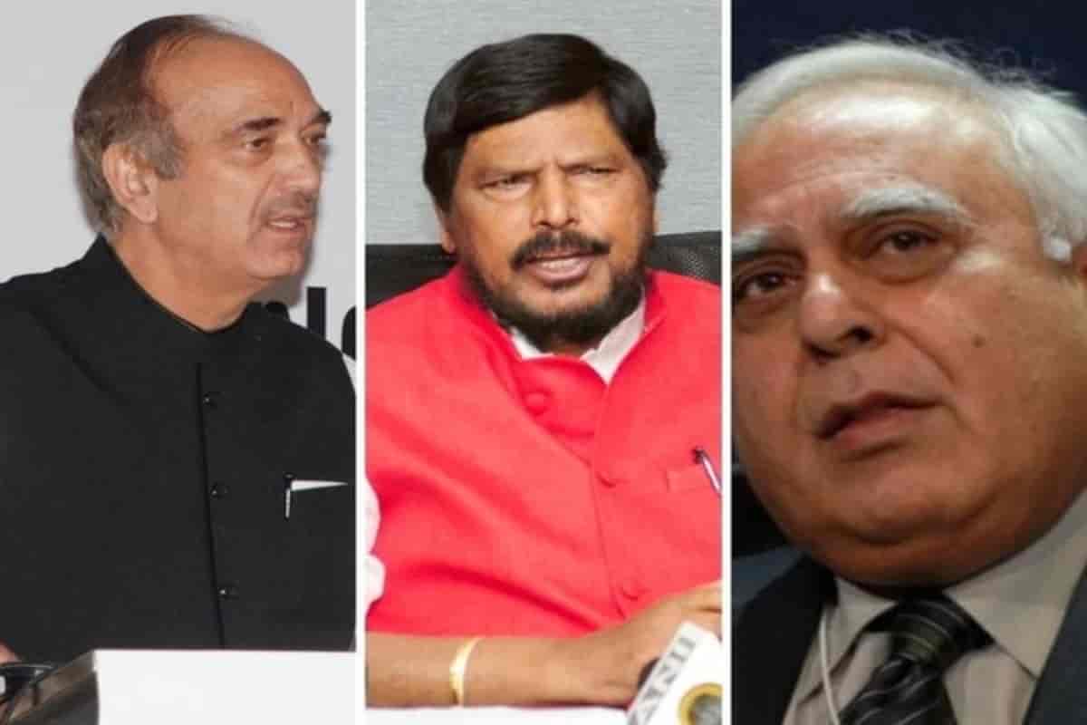 रामदास आठवले ने गुलाम नबी आजाद और कपिल सिब्बल को भाजपा में शामिल होने की सलाह दी