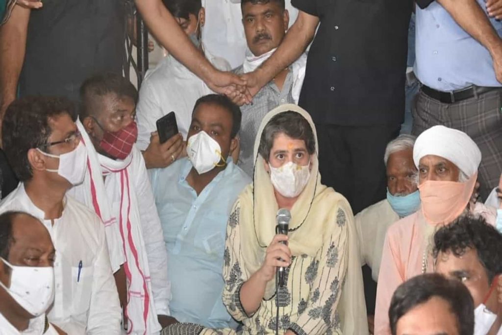 Priyanka Gandhi,Priyanka Gandhi Vadra,Congress Leader,Hathras Rape Case,Rahul Gandhi,UP Rape Case,Uttar Pradesh Rape Case,Yogi Adityanath,Delhi Valmiki Temple,Congress