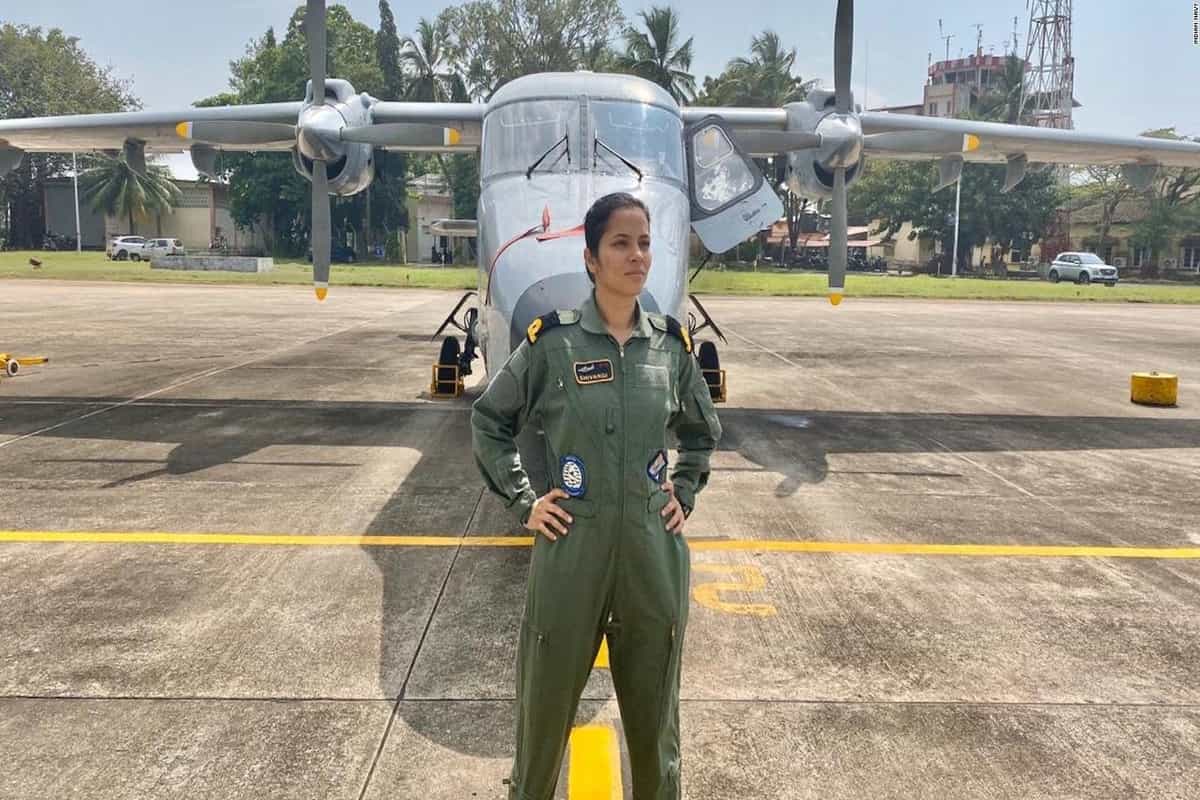 Navy’s 1st batch of women pilots ready for take-off