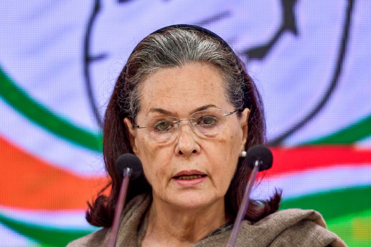 Sonia Gandhi reaches coastal Goa from Delhi on medical advice