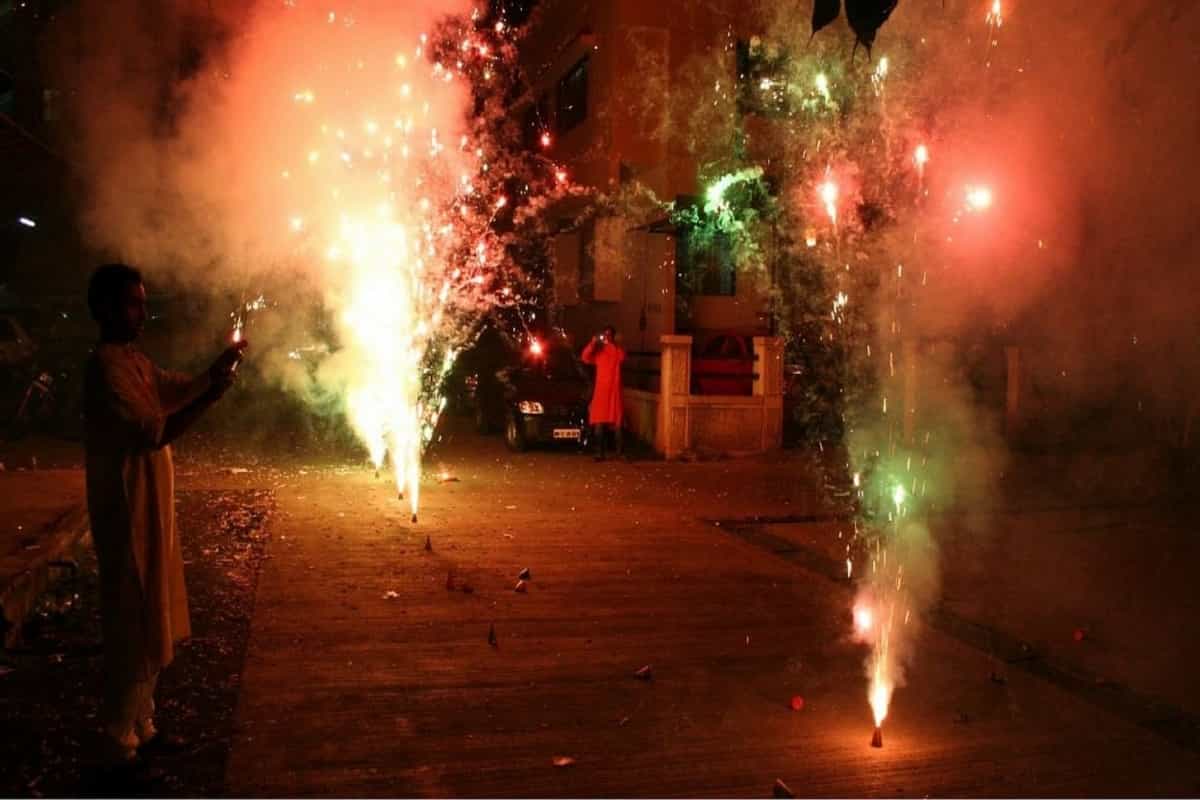 Total ban on firecrackers in Delhi-NCR from midnight to Nov 30: NGT