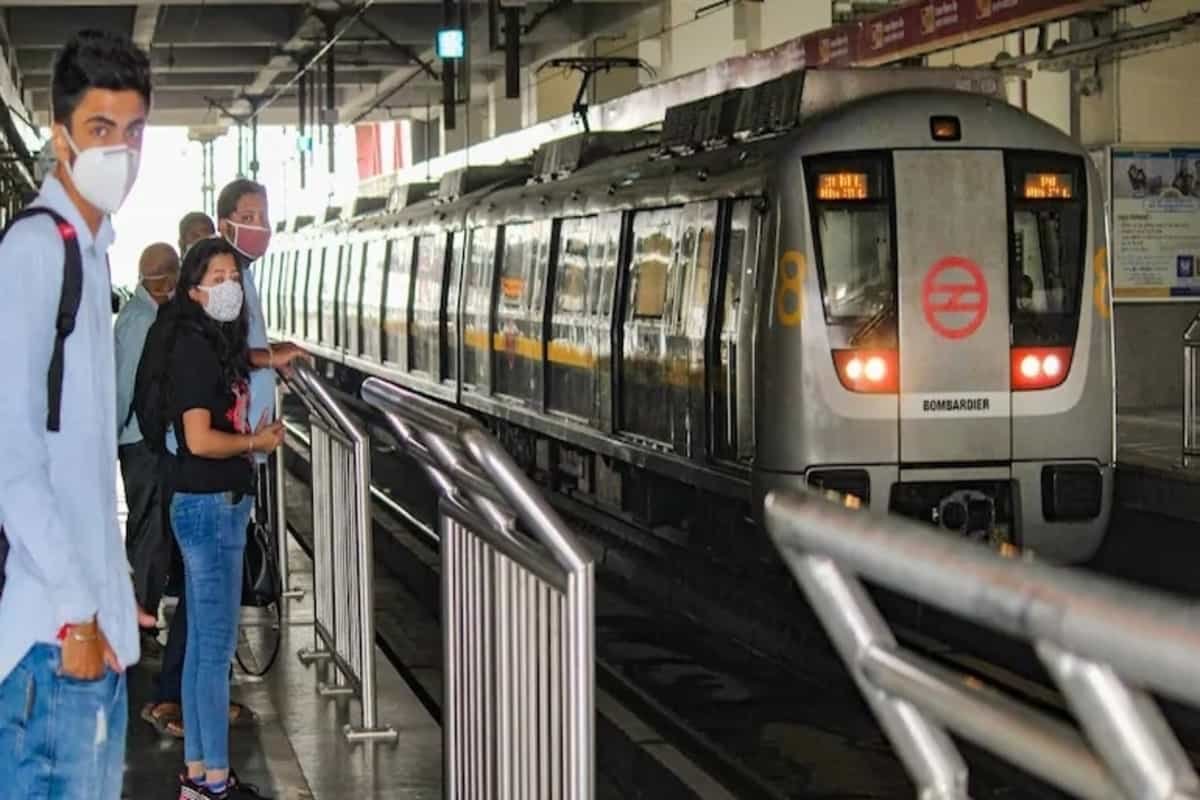 Now, commuters to get updates of Delhi Metro’s waiting time on social media