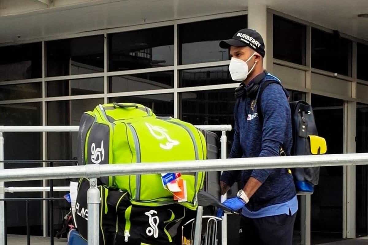 D grade in UAE before touchdown in Australia