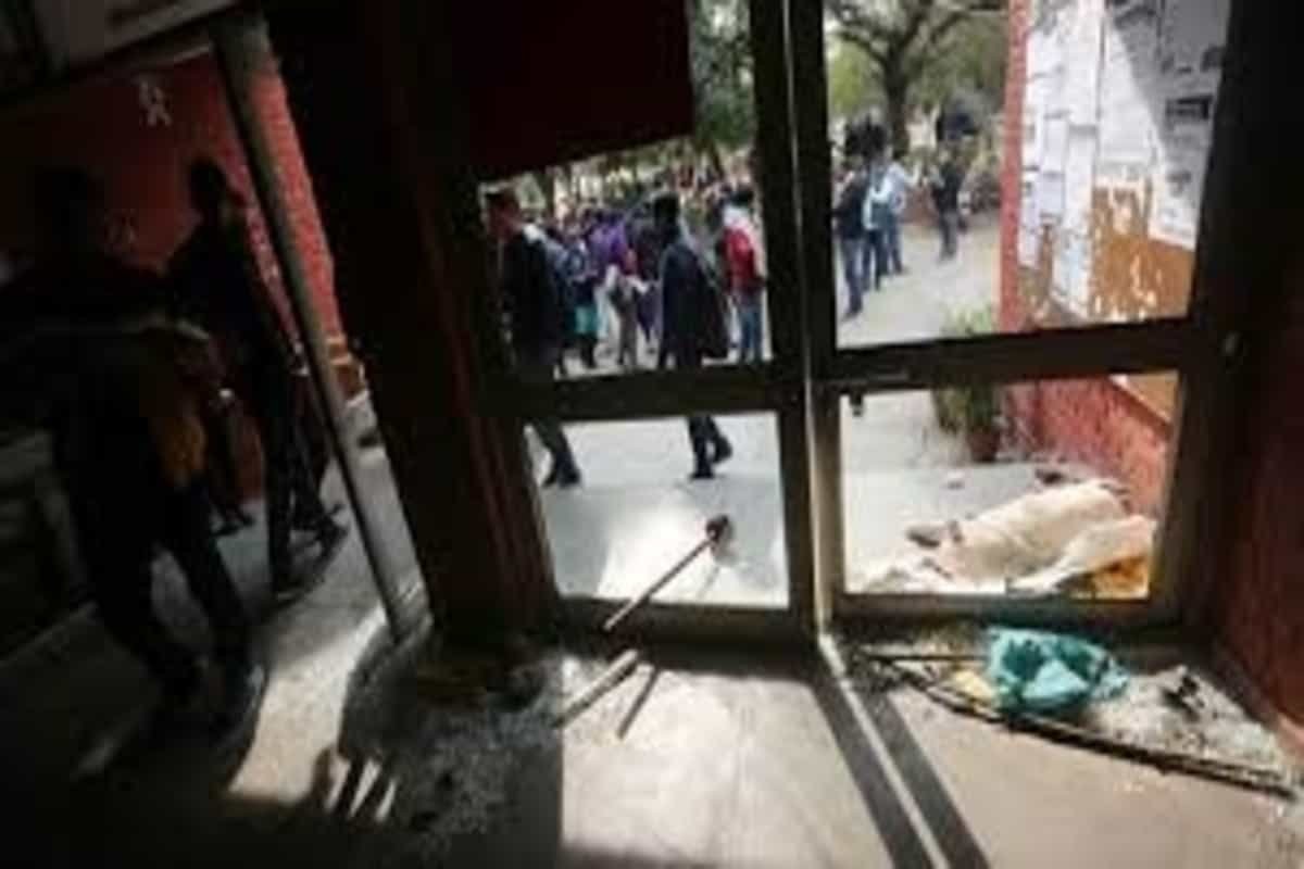 JNU January 5 violence: Police give themselves a clean chit