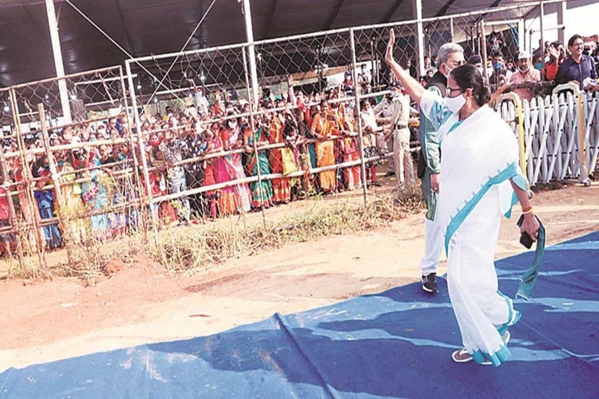 Amit Shah’s lunch at tribal home cooked at 5-star hotel