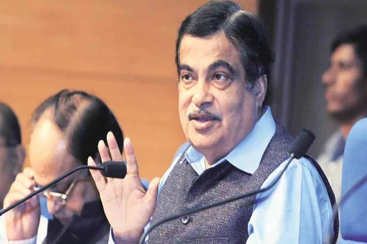 Ensure timely completion of road projects: Nitin Gadkari to UP