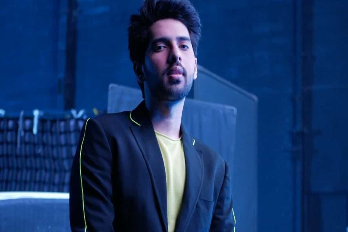 Meet the new and international Armaan Malik