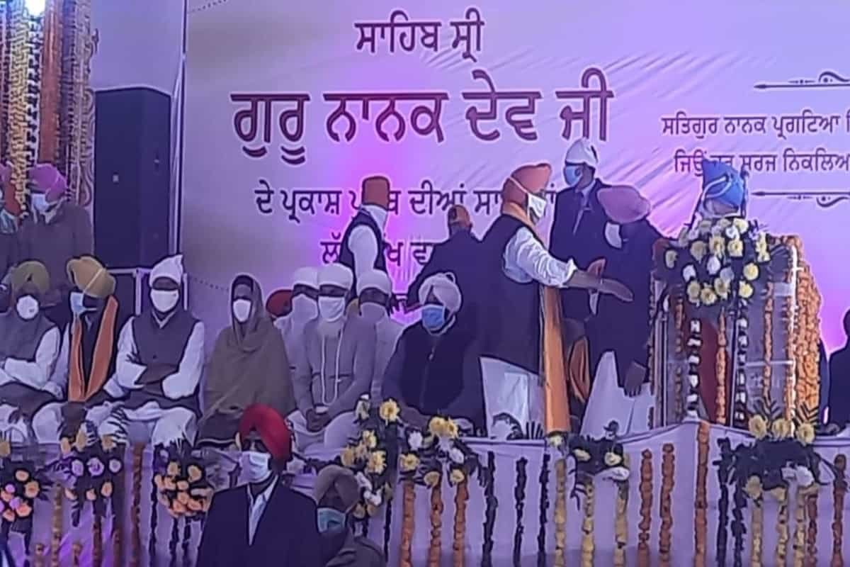 Amarinder inaugurates 551st Gurpurab celebrations at Sultanpur Lodhi