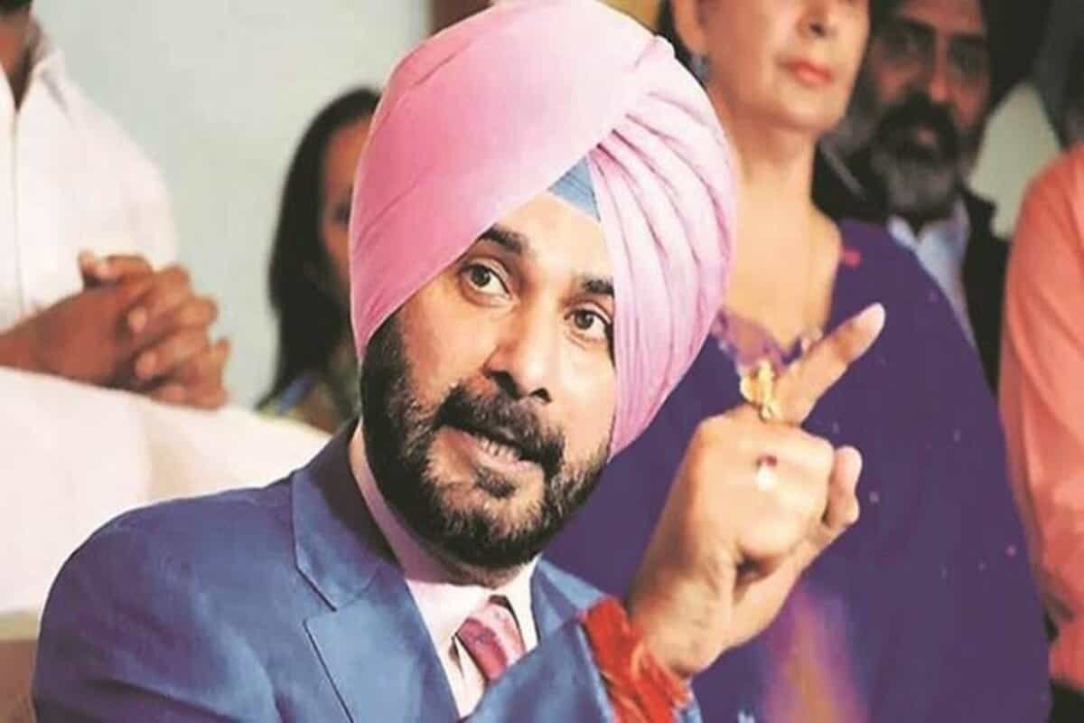 What’s cooking? After lunch with Captain, Sidhu absent from govt function