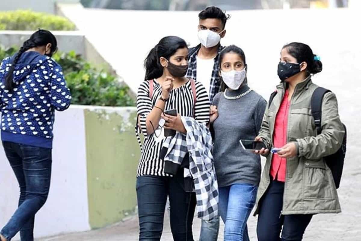 Offer one semester internship for UG courses: UGC to colleges