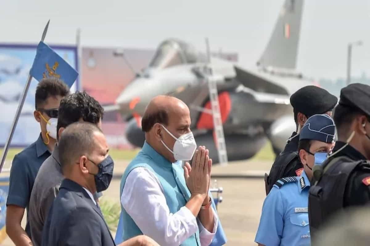 After losing 4 wars, Pakistan still fighting proxy wars, says Rajnath Singh, also targets China