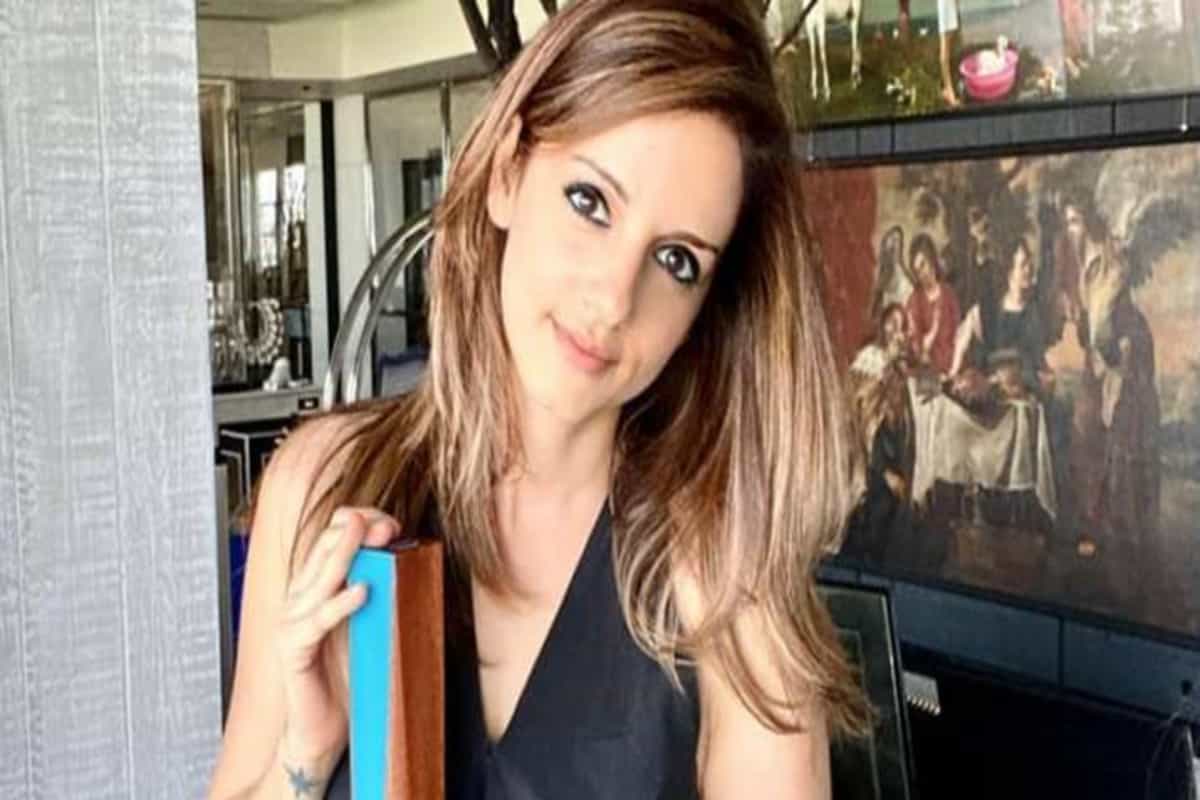 Sussanne Khan denies reports of her arrest in raid at Mumbai club
