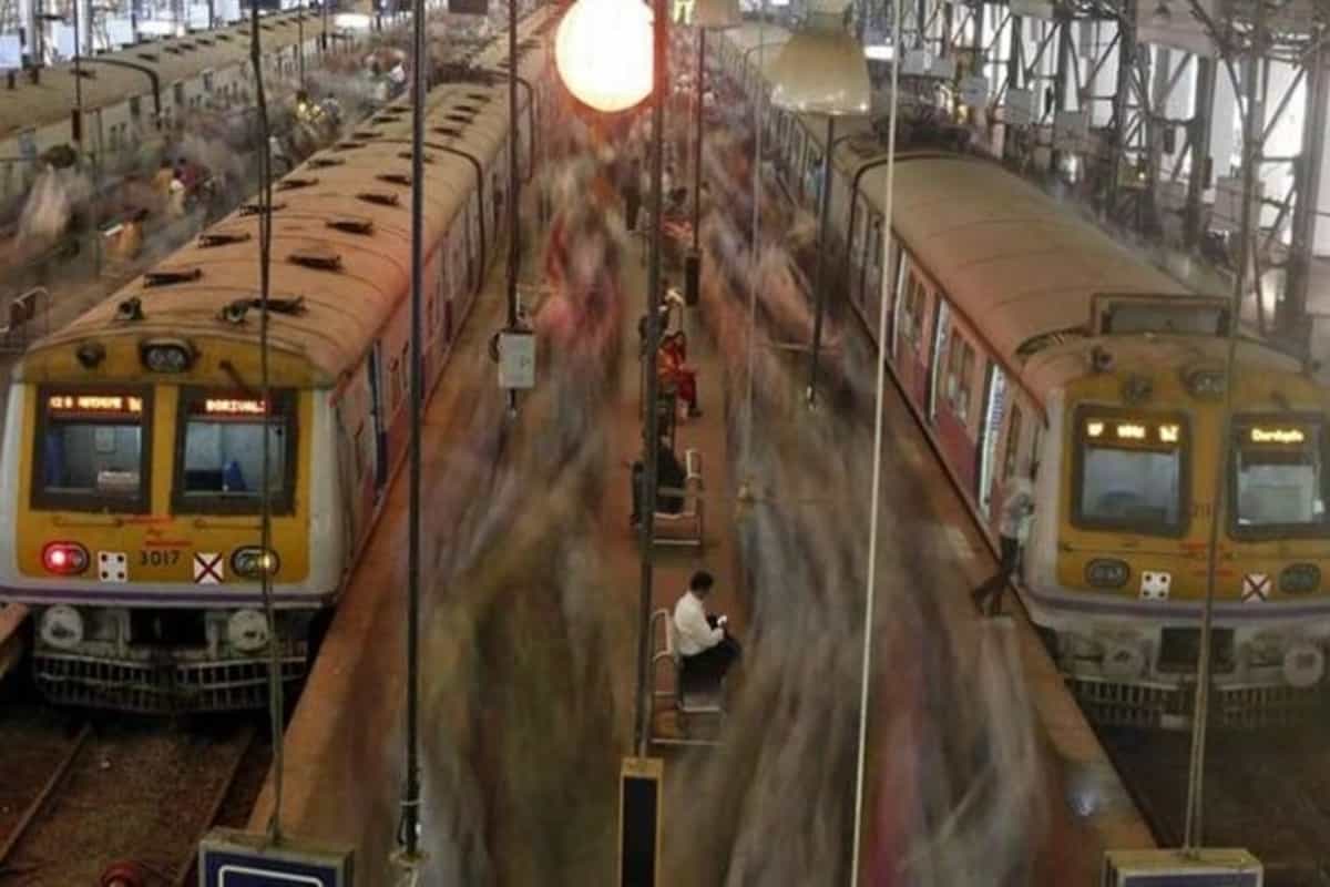 Hundreds booked for travelling on Mumbai local trains with fake IDs