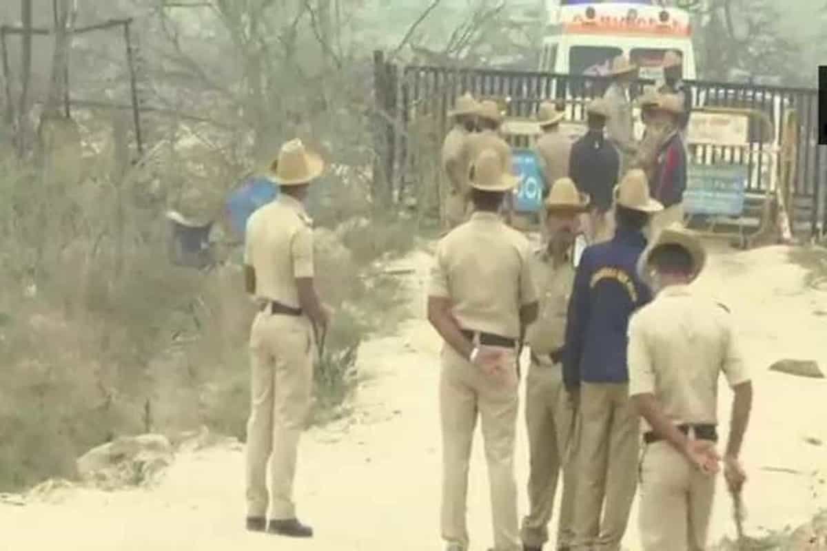 Police inspect Shivamogga blast site, CM Yediyurappa orders high-level probe