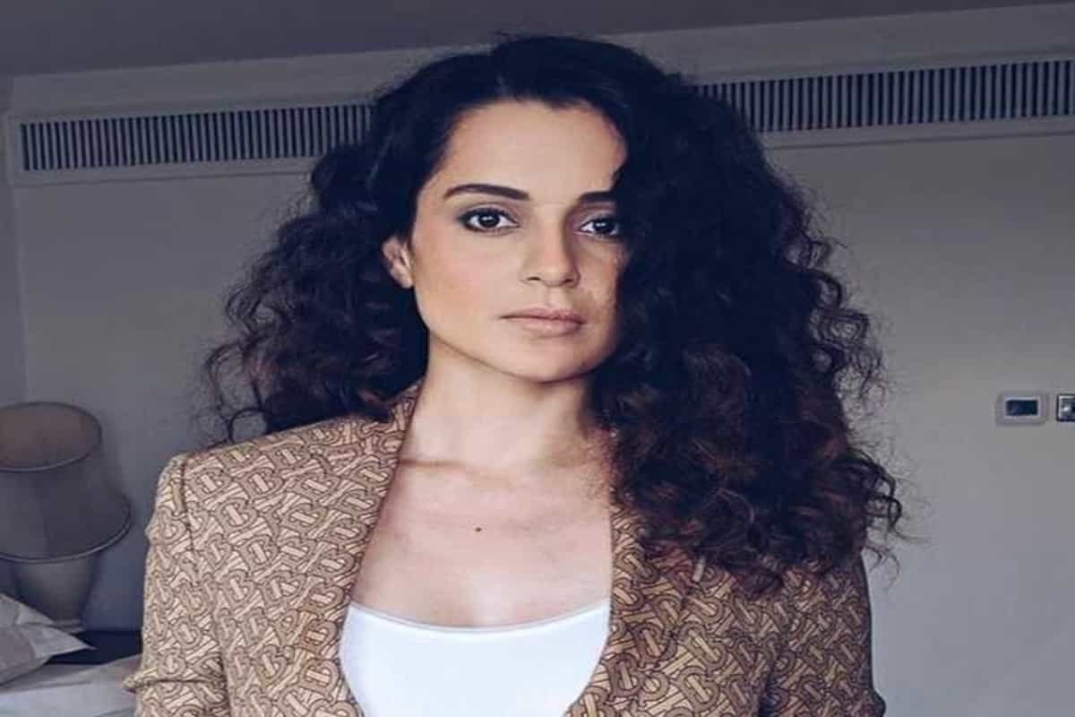 Sedition case: Kangana Ranaut, sister reach Bandra police station to record statement
