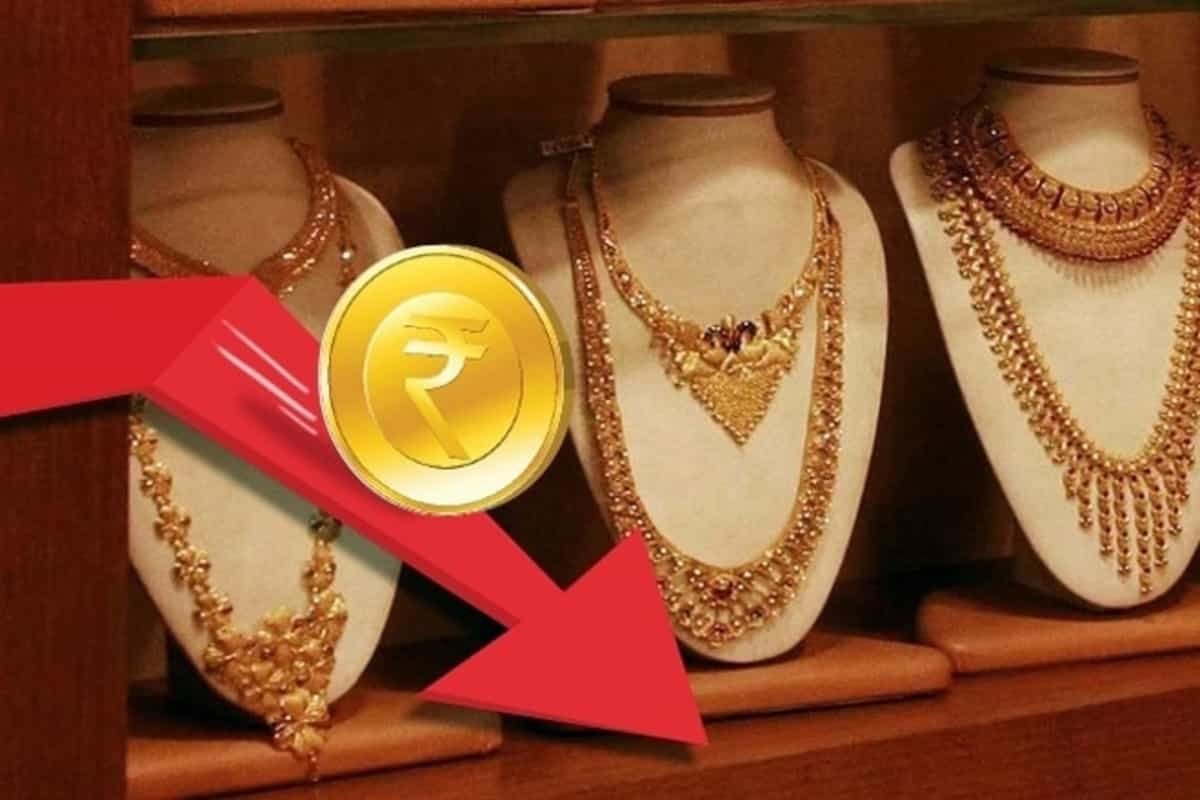 Finance minister Sitharaman reduces customs duty on gold, silver