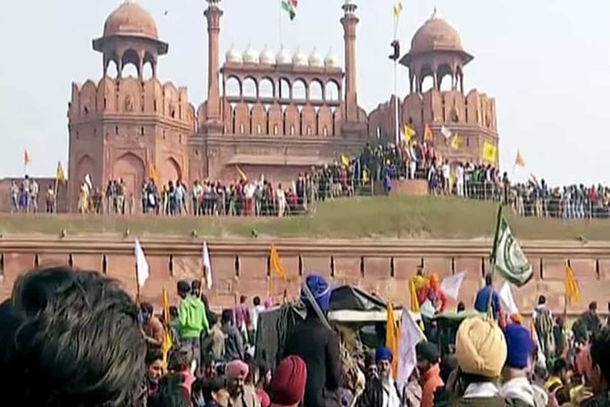 Republic Day violence: Delhi Police announces cash reward of Rs 1 lakh on Deep Sidhu and 3 others