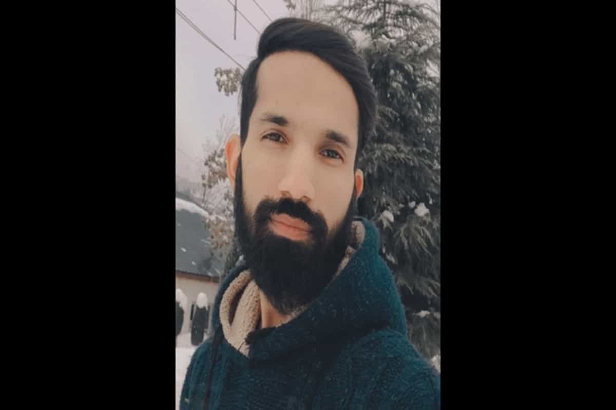 School dropout creating IT awareness among Kashmiri youth