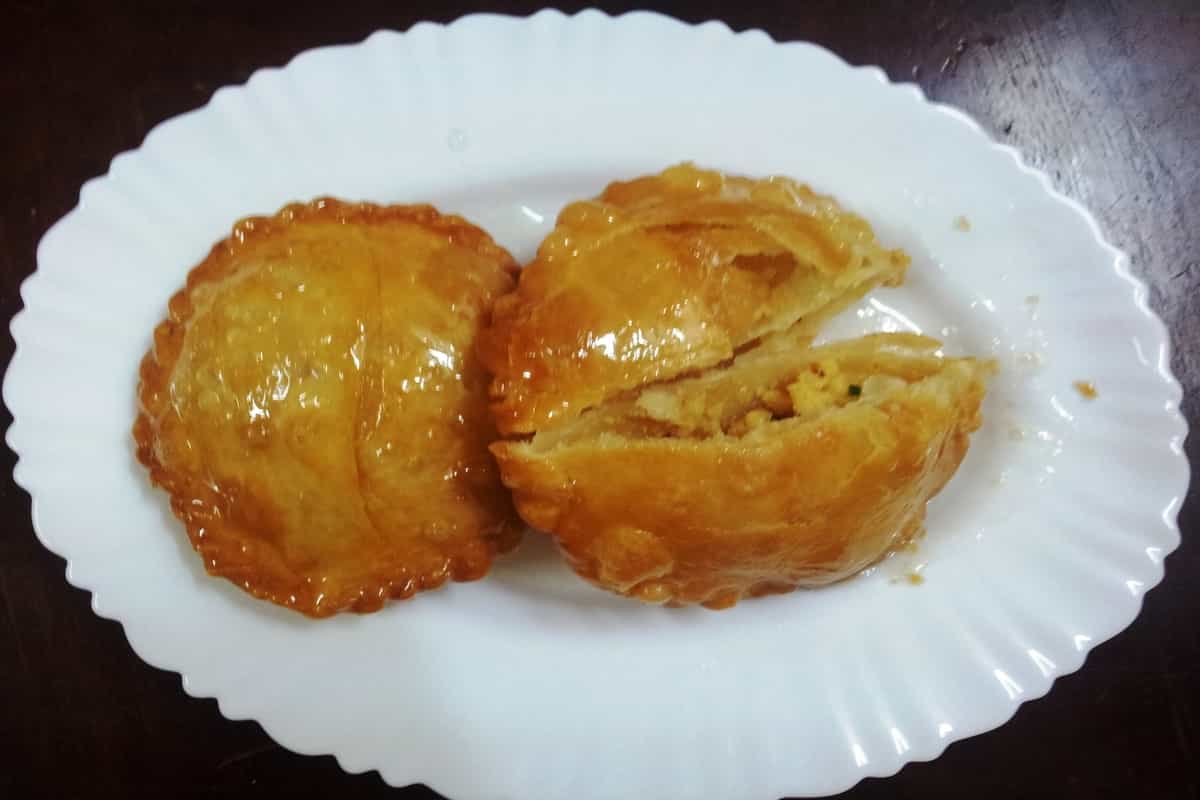 Easy recipe for Chanderkala Gujiya to enjoy this Festival of Colours