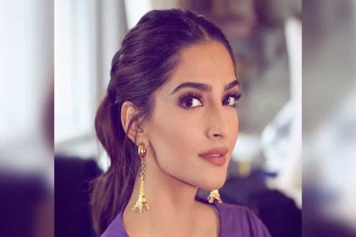 Sonam Kapoor teaches how to accessorise a look, gives ode to Paris with earrings