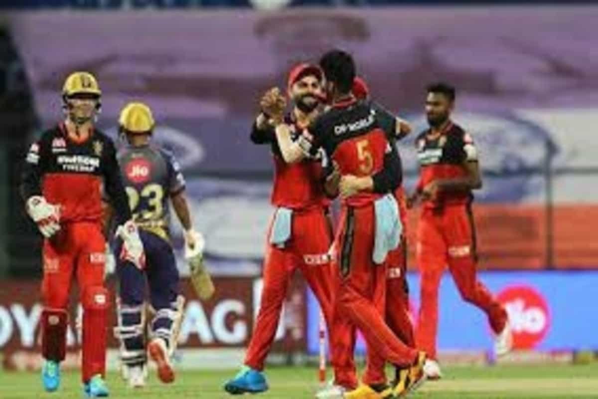 IPL 2021: 3 RCB Players who might be benched for most of the season
