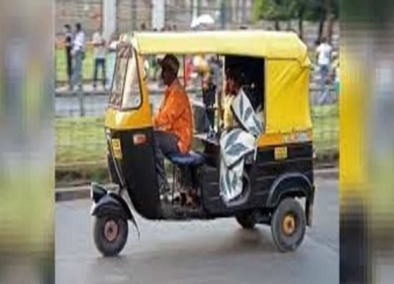 Rickshaw driver, accomplice arrested for molesting woman in Mumbai a month ago