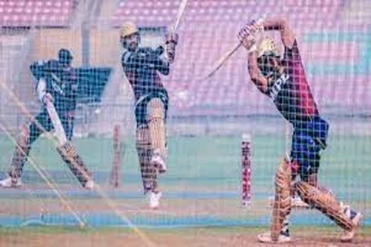 IPL 2021: KKR team leaves for Chennai phase of IPL