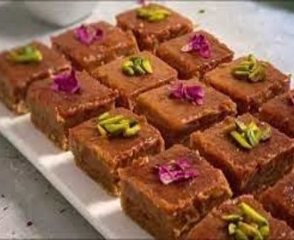 Ramadan and khajur are here, try whipping up some delicious date squares
