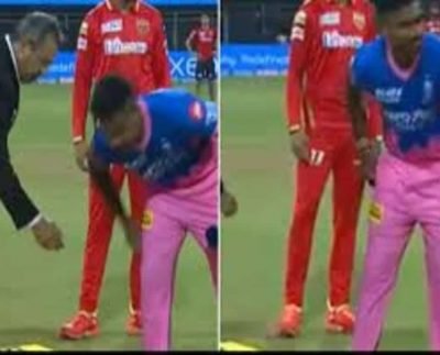 Sanju Samson keeps coin in his pocket after toss, leaves match referee in shock