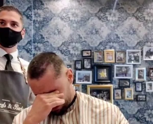 Barber shaves head to support colleague battling cancer. Watch viral video