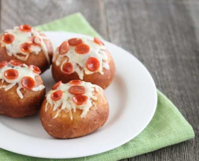 Recipe: This Ramadan, let a large batch of Pizza Doughnuts be the star at iftar