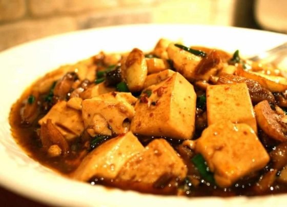 Recipe: Give vegan a tantalizing twist with this Spicy Garlic Tofu