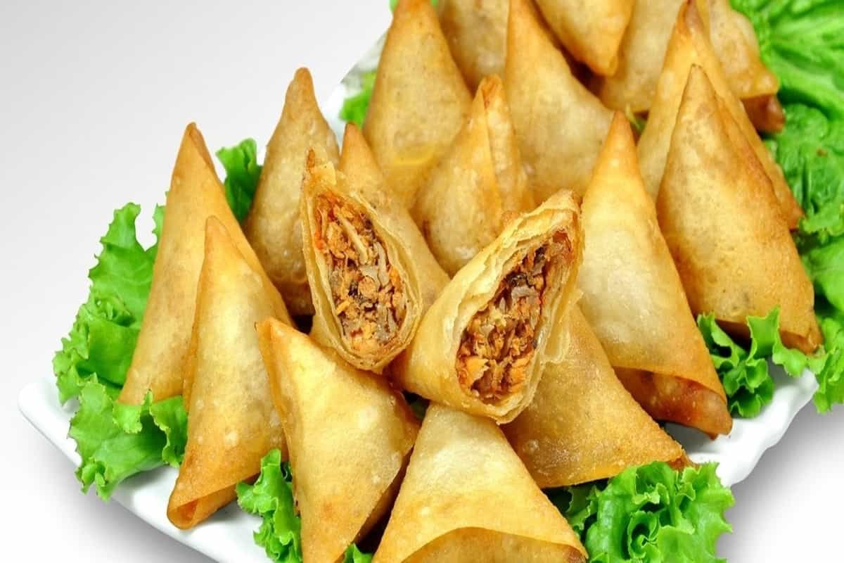 Recipe: Chicken Samosa are a big hit every Ramadan. Here’s how you can make them