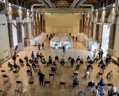 Italy moves toward slow reopening with outdoor dining