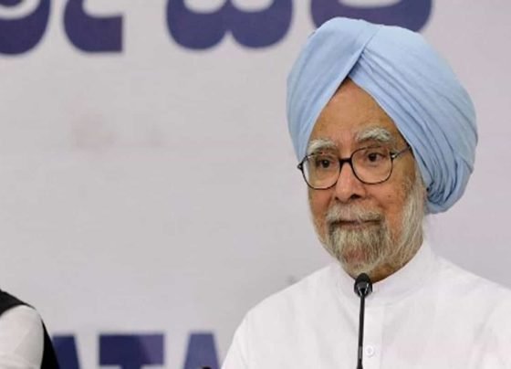 Former PM Manmohan Singh tests Covid-19 positive, admitted to AIIMS Delhi