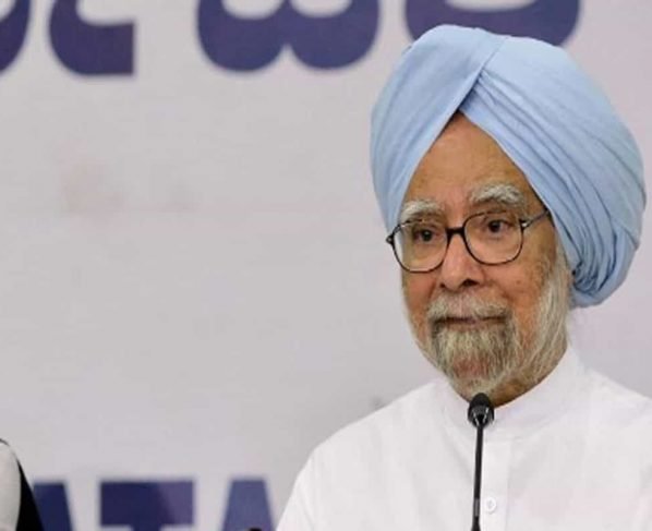 Former PM Manmohan Singh tests Covid-19 positive, admitted to AIIMS Delhi