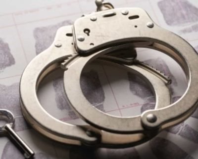 Woman, son arrested for cheating person in Delhi