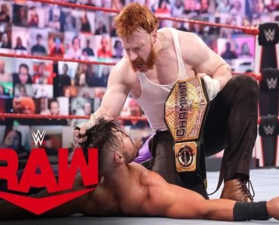 WWE On FOX Asks Fans To Pick Between Seth Rollins And Roman Reigns, Rollins Responds