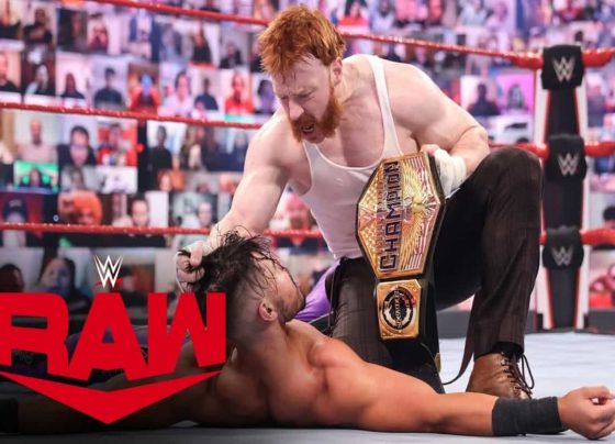 WWE On FOX Asks Fans To Pick Between Seth Rollins And Roman Reigns, Rollins Responds