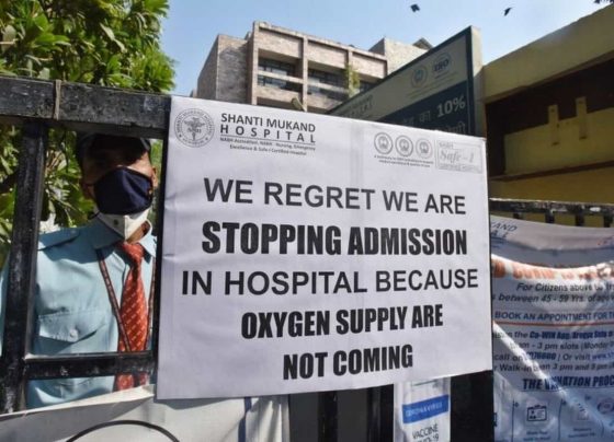 BREAKING NEWS: Court asks Delhi govt to arrange tankers for liquid oxygen amid shortage