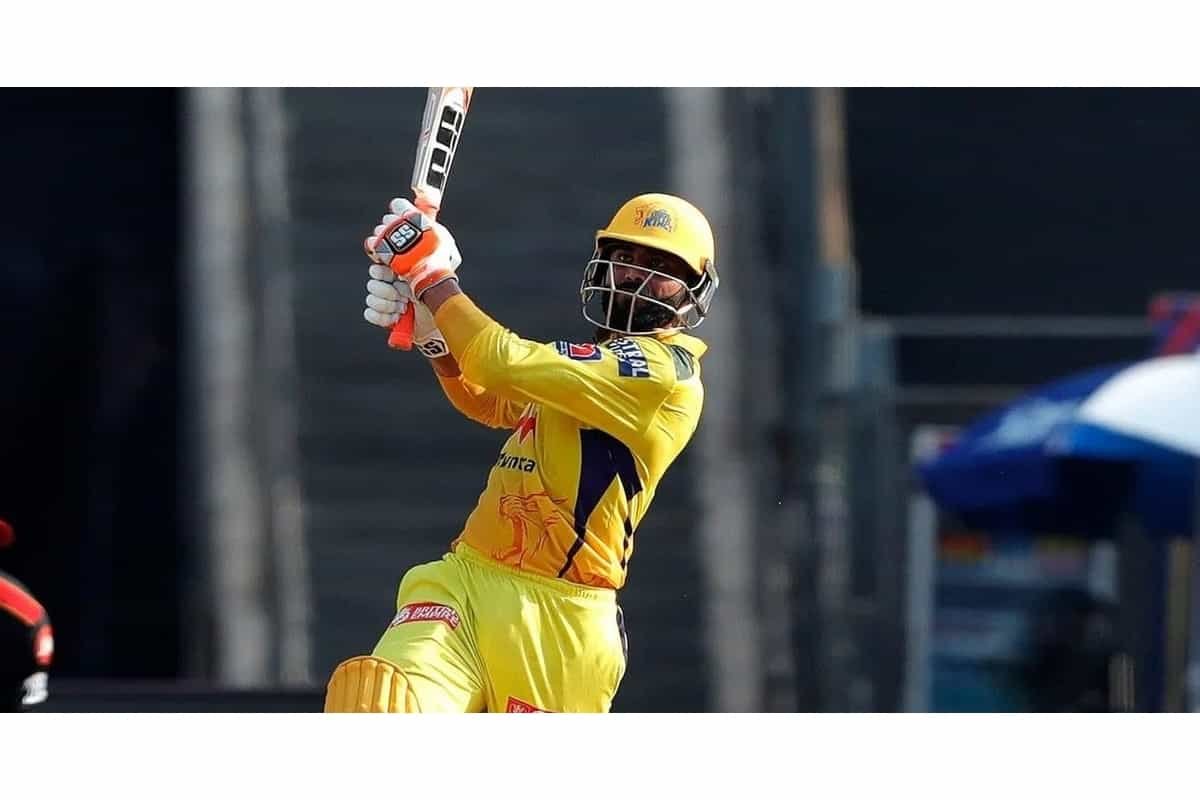 WATCH VIDEO: Ravindra Jadeja hammers 37 runs against Harshal Patel in IPL
