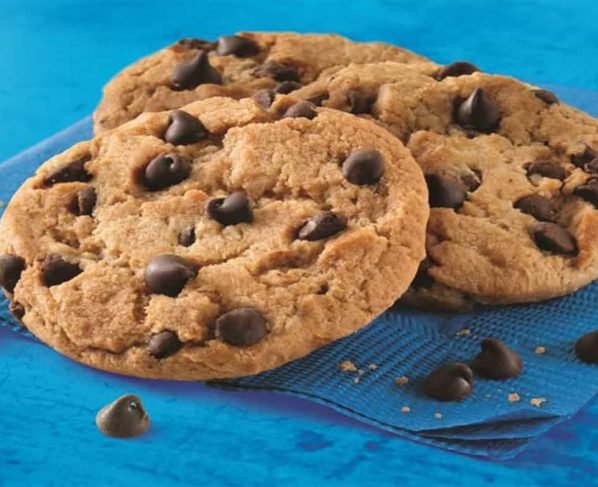 Recipe: Sink your teeth into healthy sweet treat today with cookie dough bars