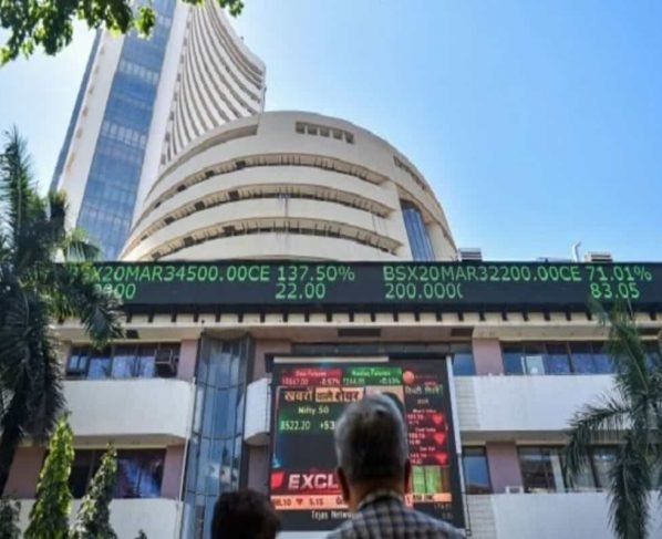 BREAKING NEWS : Sensex rises by over 557 points to end session at 48,944; Nifty closes at 14,653