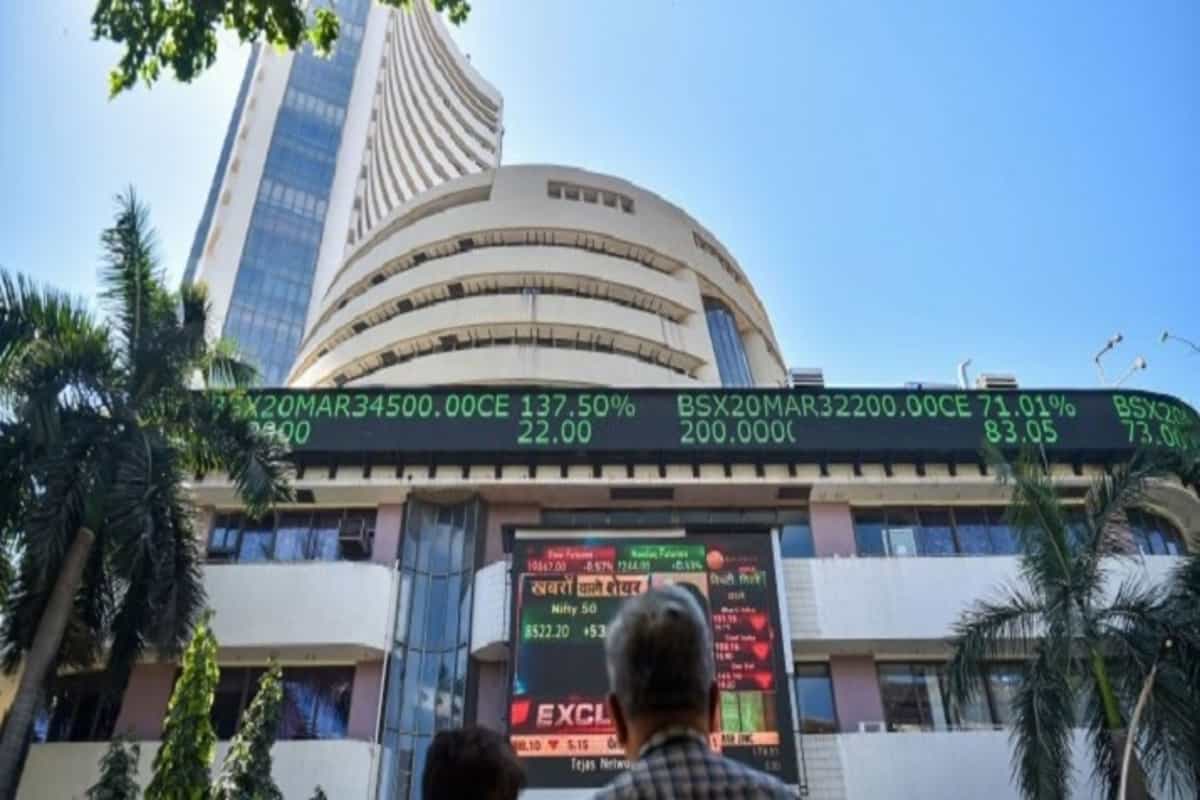 BREAKING NEWS : Sensex rises by over 557 points to end session at 48,944; Nifty closes at 14,653