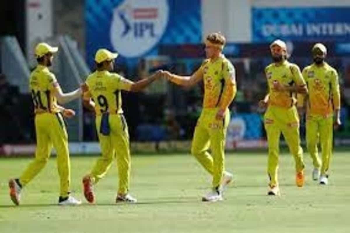 IPL 2021 :3 Chennai Super Kings (CSK) players who might be benched for most of the season