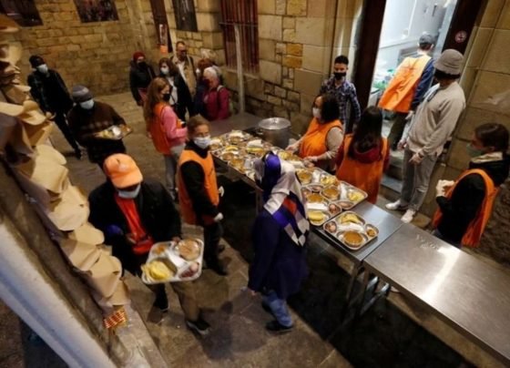 Barcelona church offers open-air space for Ramadan